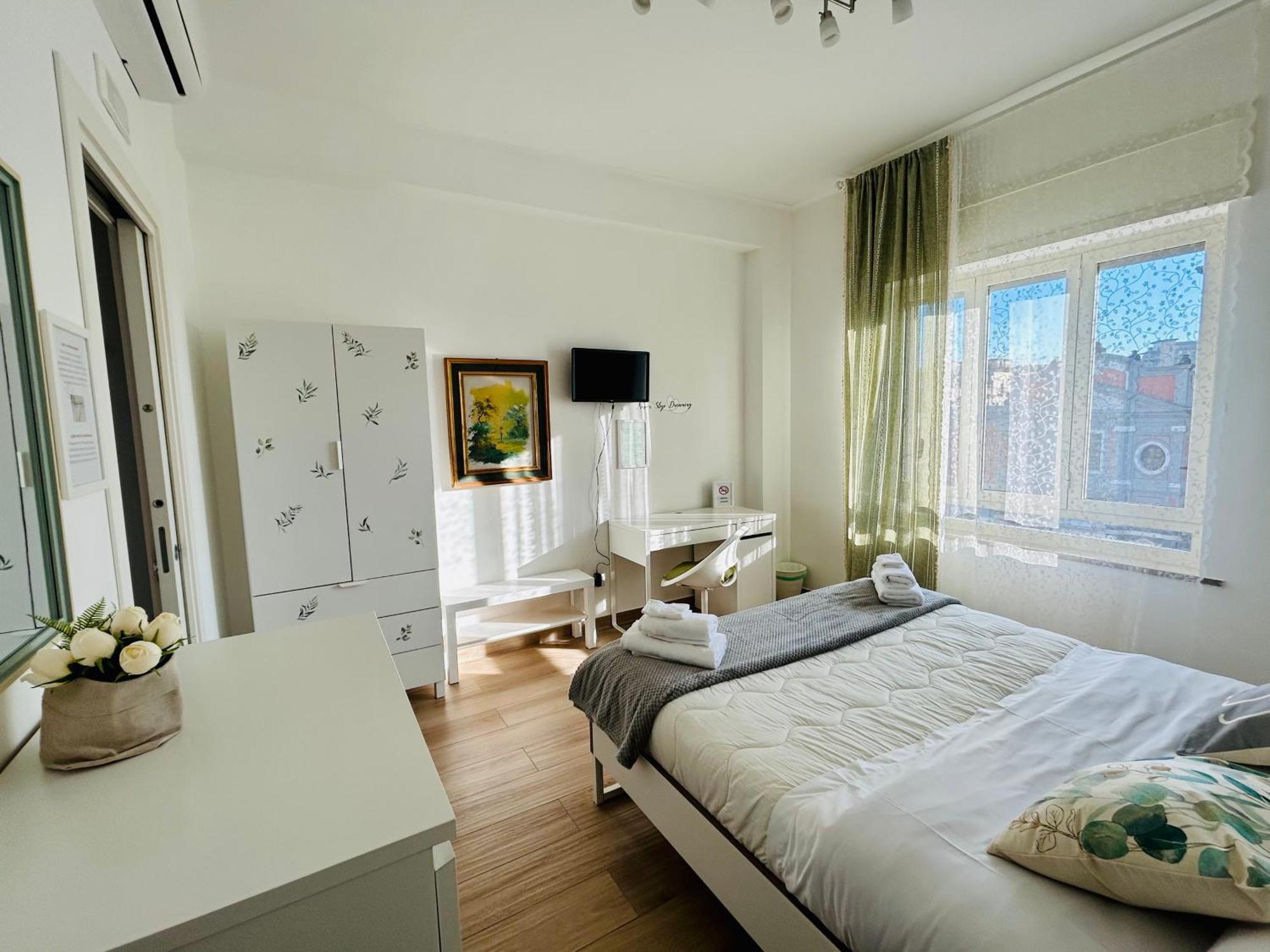 Vivina_081 Hotel Napoli Ngoại thất bức ảnh